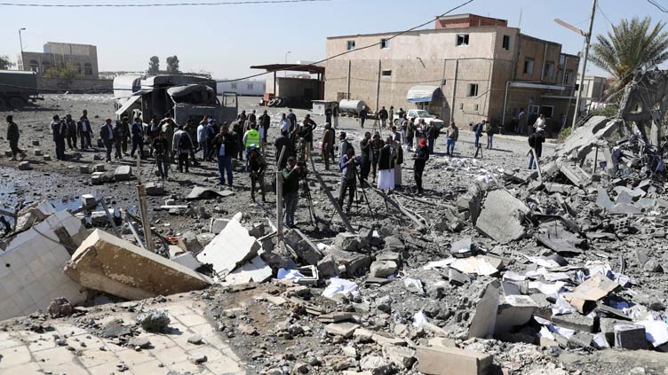 Saudi-led strikes halt aid flights into rebel-held Yemen capital
