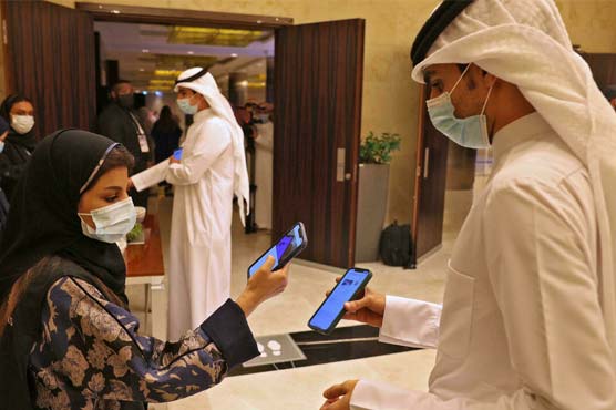 Saudi suspends UAE flights due to virus variant