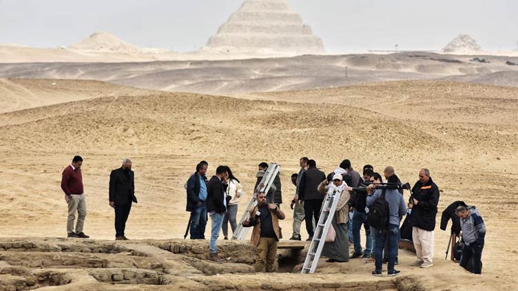 Egypt displays recently discovered ancient tombs in Saqqara
