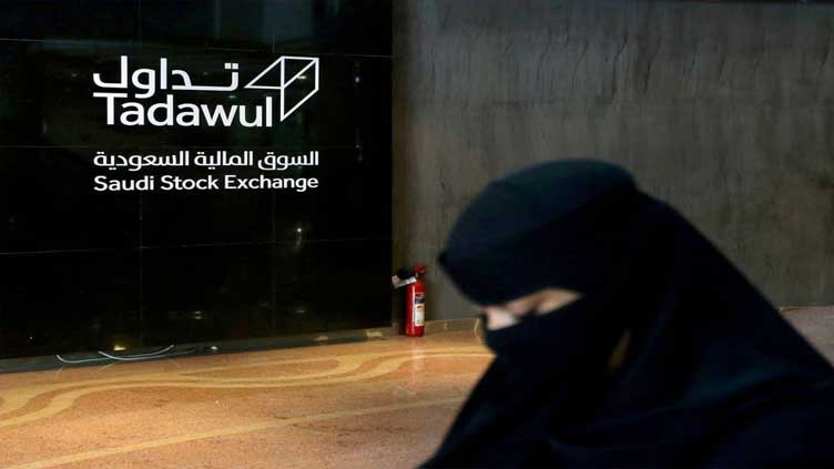 Saudi bourse gains on rising oil prices; Egypt falls