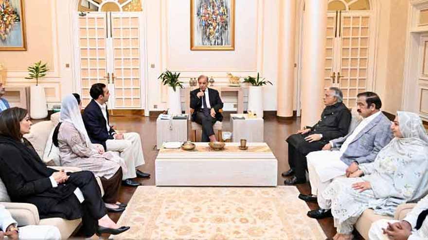 Bilawal calls on PM Shehbaz to discuss political situation
