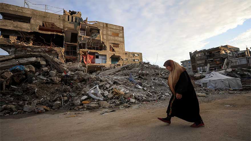 Israeli defence minister says no plan to resettle Gaza after hinting at one