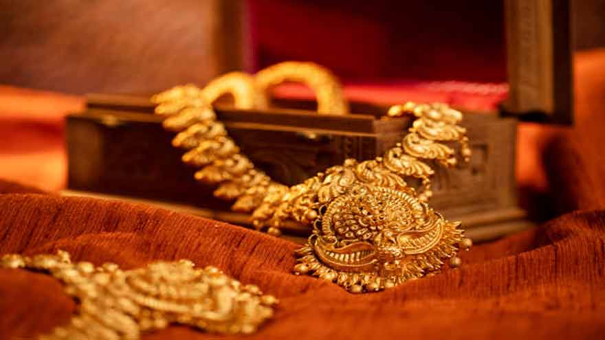 Gold prices surge after two-day decline in global, local markets