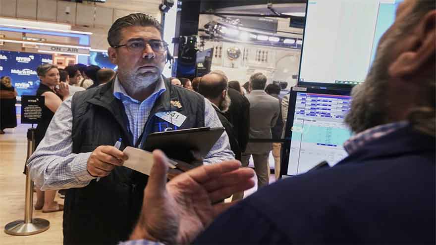 Oil prices rise after Trump rejects Iran's latest peace proposal, but US stocks hold steady